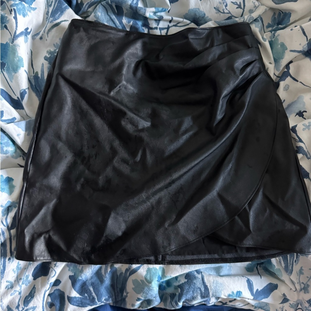 Abercrombie & Fitch Black Mini Skirt